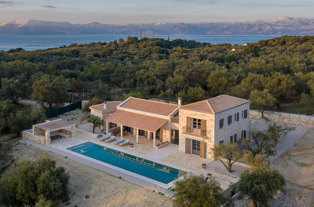 Alsancak Merkezde 4+1 Yapılı Temiz Daire