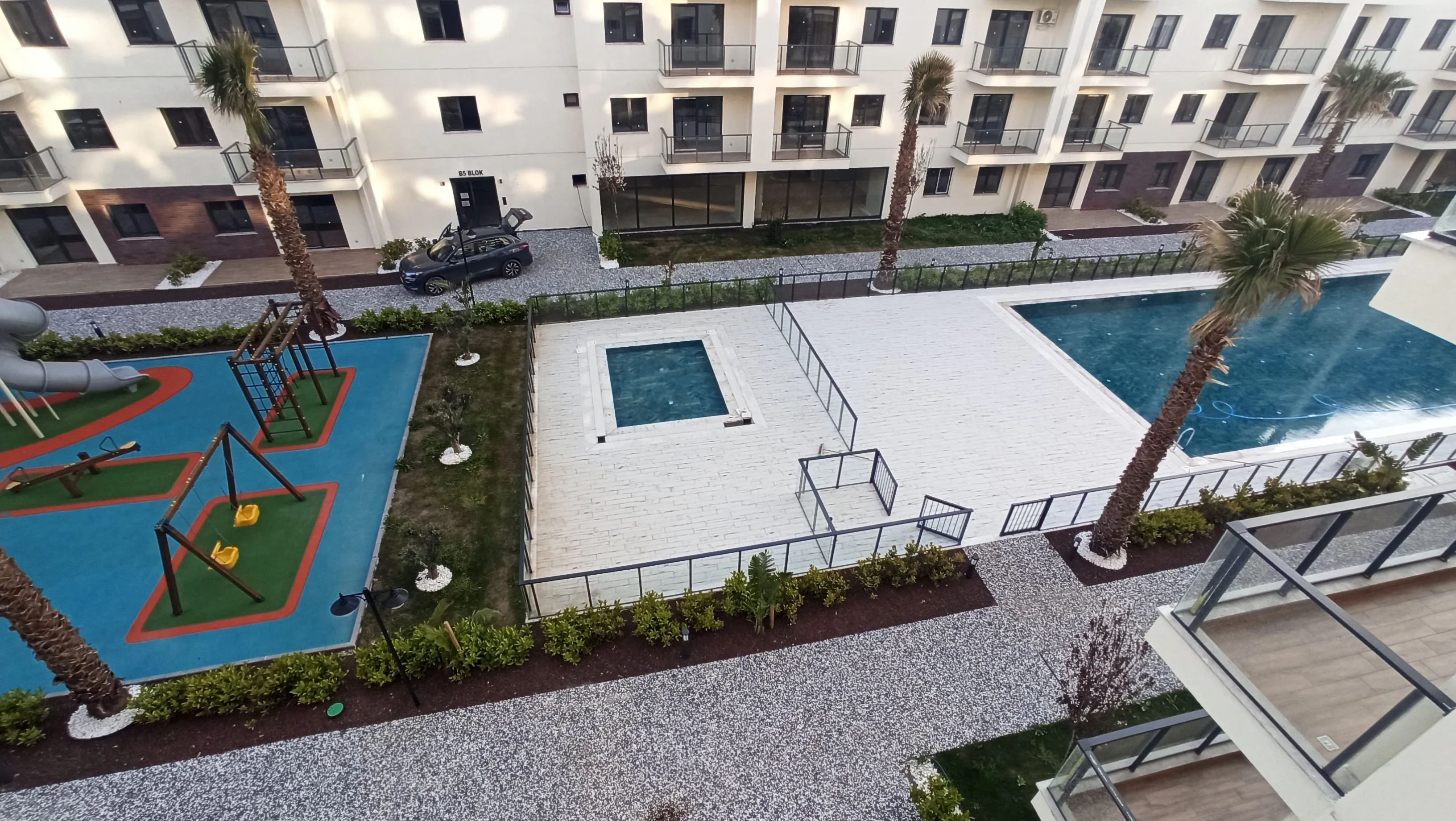 PARK YAŞAM ATLANTİS SİTESİNDE 1+1 SIFIR EŞYALI KİRALIK DAİRE