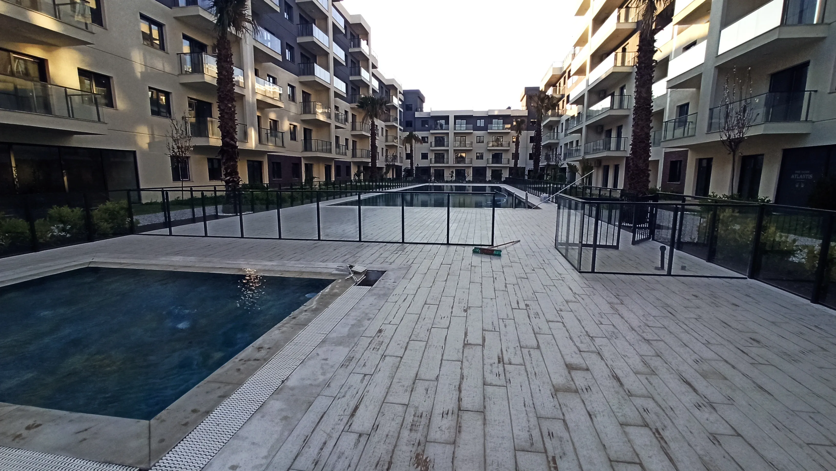 PARK YAŞAM ATLANTİS SİTESİNDE 1+1 SIFIR EŞYALI KİRALIK DAİRE