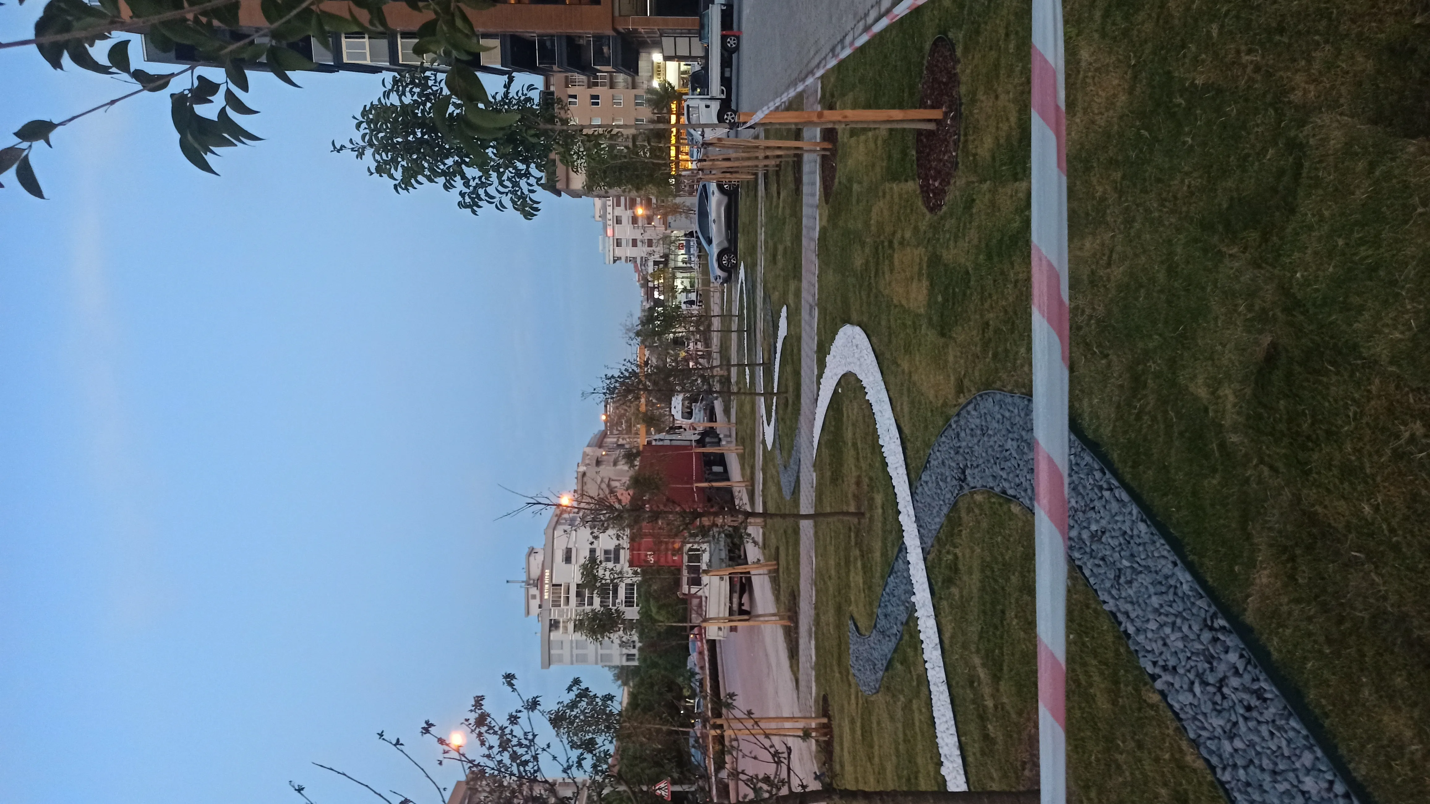 KARŞIYAKA YENİ GİRNE'DE (BAYRAKLI TARAFI) 59M2 DÜKKAN SATILIKTIR